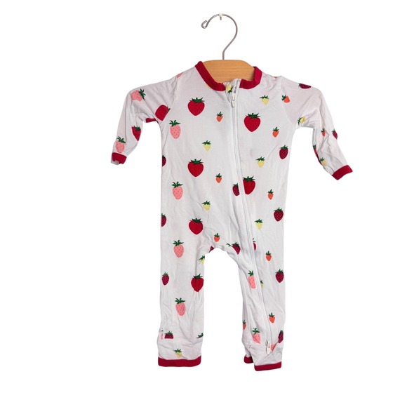 Kyte BABY Other - Kyte Baby Strawberry Bamboo Rayon Footless Romper Sleeper 0-3 Months White Red